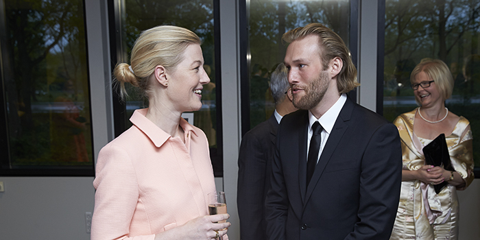 Minister Sofie Carsten Nielsen og PF's formand Kristoffer S. Mathiesen (Foto: Thorkild Christensen)