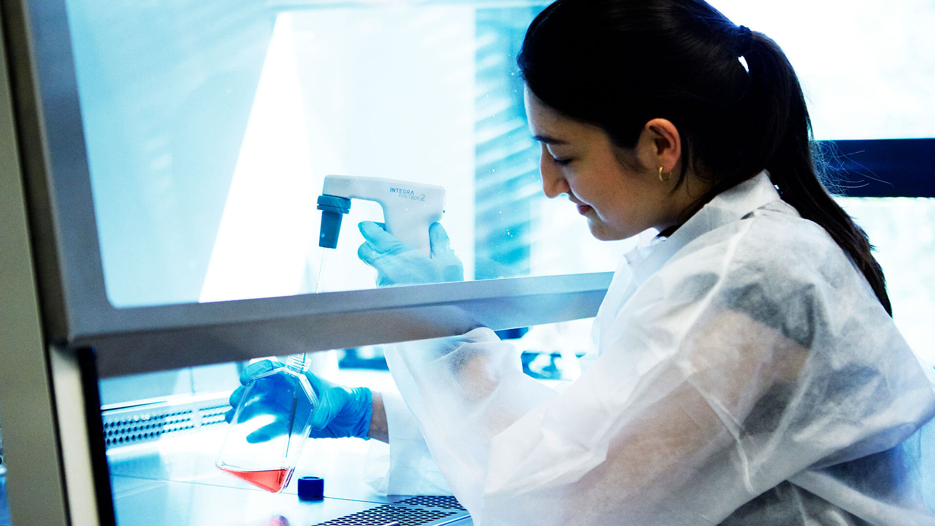 DTU er kun overhalet af Harvard University og MIT i global måling af universiteternes forskning inden for bioteknologi. Det viser den nyeste rangliste fra Shanghai Ranking, hvor DTU fastholder en tredjeplads. Lige under 1.000 ansatte fordelt på en håndfuld forskellige institutter på DTU arbejder helt eller delvist med bioteknologi.