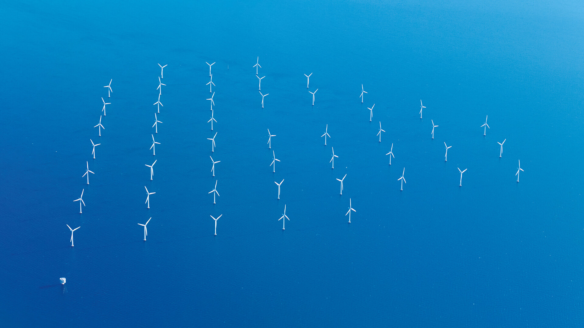 Der er i dag 2.300 MW havvind i drift i Danmark fordelt på 15 havvindmølleprojekter