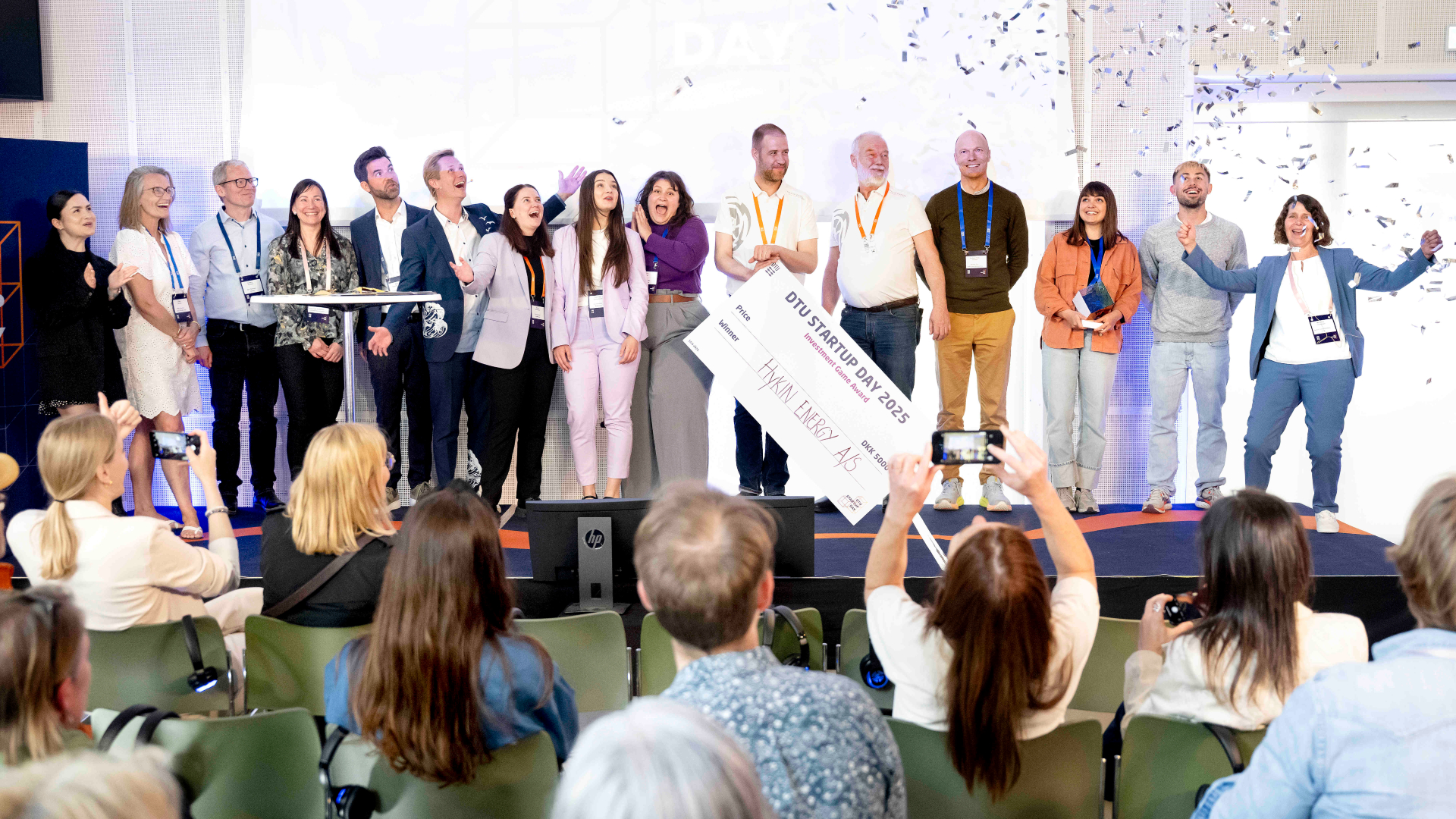 Vindere og prisuddelere af awards til Start Up Day med Marianne Thellersen