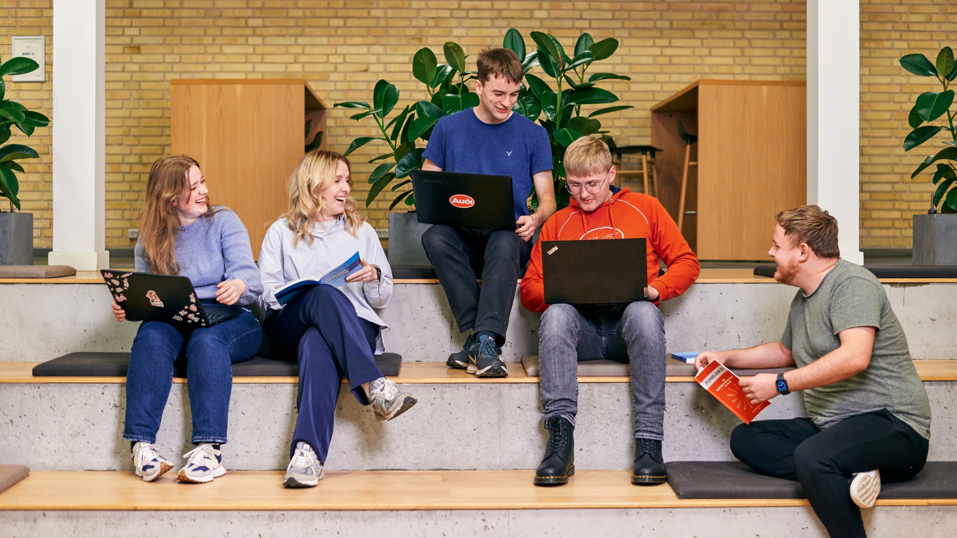 MARTEC-studerende forbereder sig på undervisning