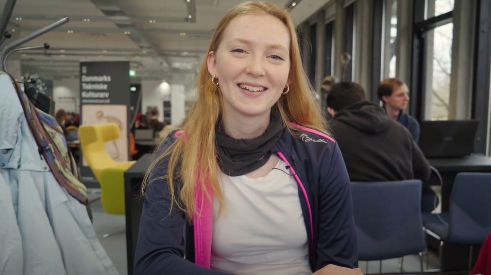 Se film om bacheloruddannelsen i Fysik og Ingeniørvidenskab