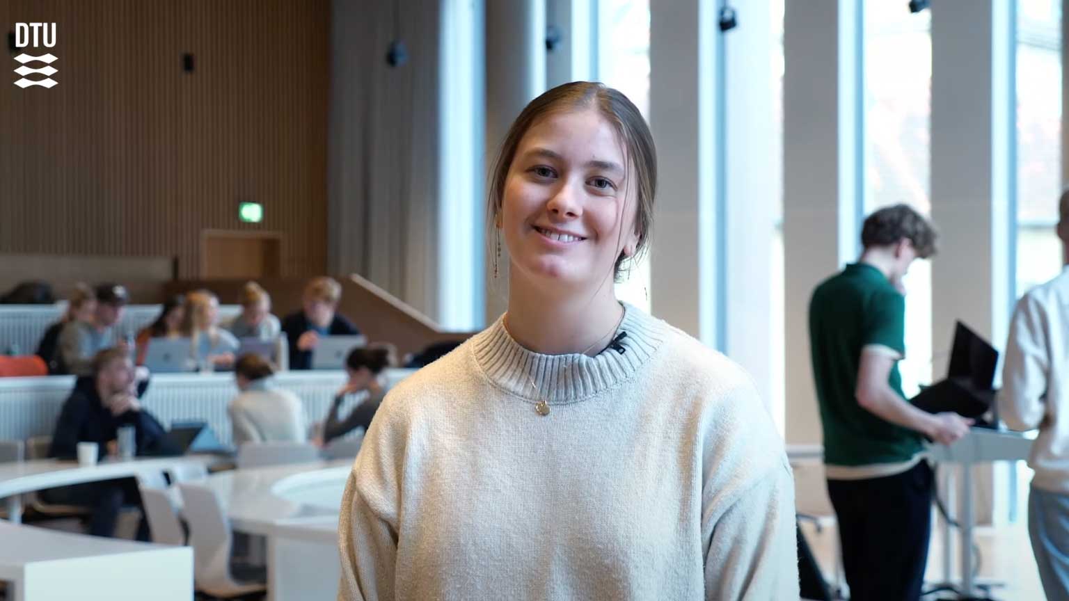 Se film om bacheloruddannelsen i Medicin og Teknologi