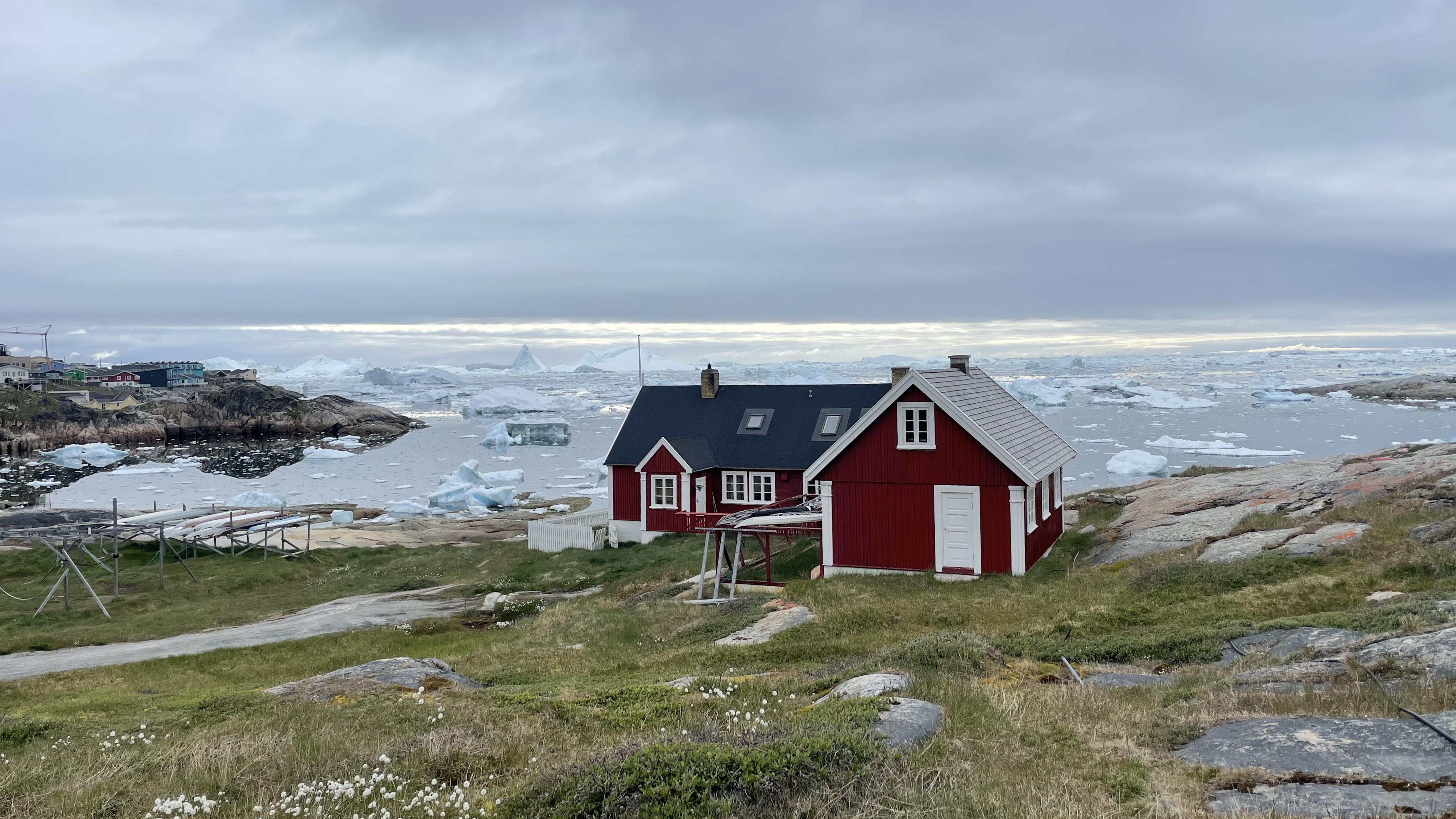 Isbjerge ved Ilulissat i det vestlige Grønland sommeren 2026.